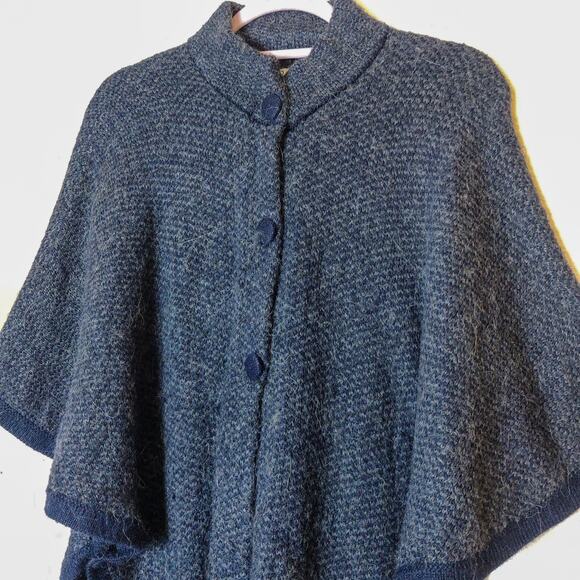 Vtg 70s Peruvian Alpaca Wool Knit Poncho Cape Sweater Cardigan Navy Blue OS - Picture 3 of 9